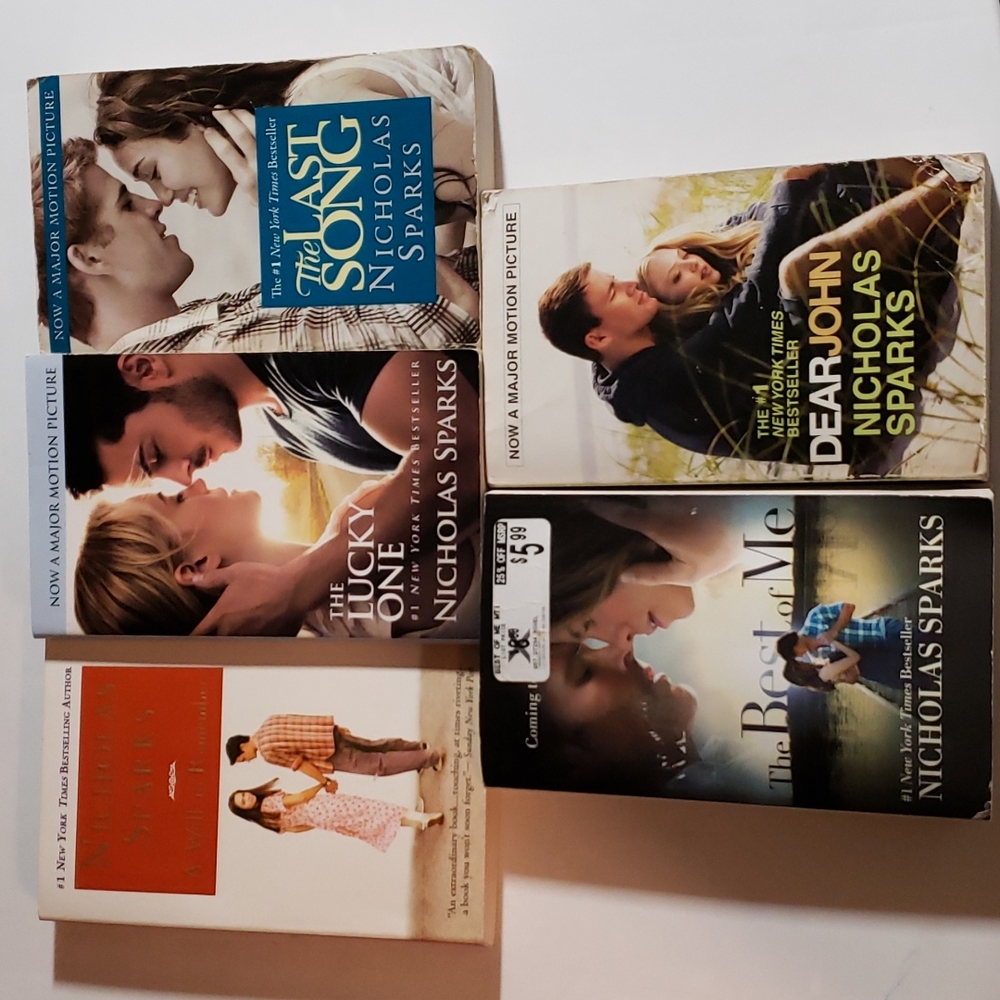 Bundle 5 Paperback Books Author Nicholas Sparks